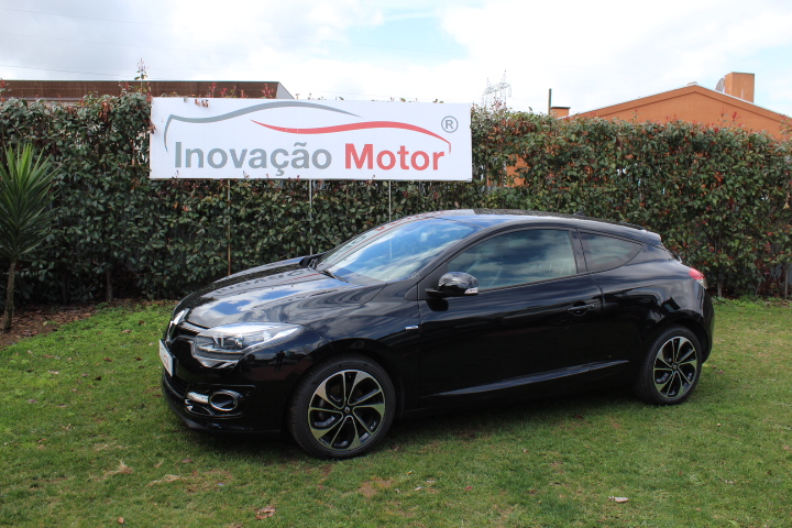 RENAULT MEGANE COUPE BOSE EDITION